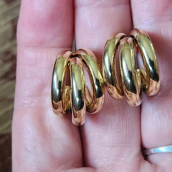 Beautiful Gold Tone Triple Hoop Earrings - Picture 5 of 5